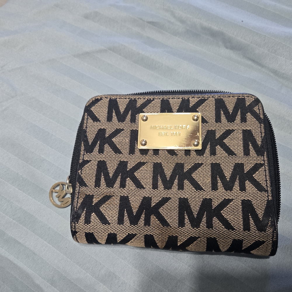 Michael Kors Tan and Black Logo Zip Wallet